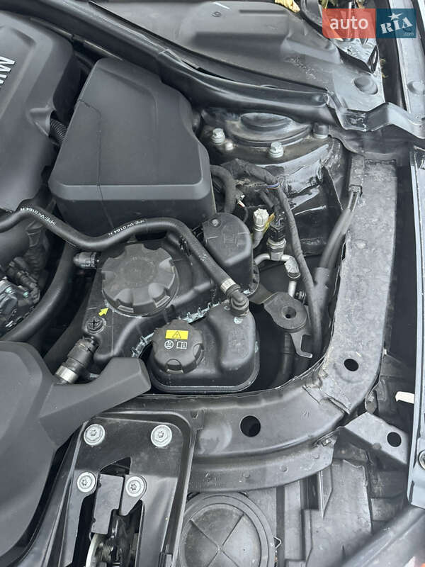 Седан BMW 3 Series 2017 в Днепре фото 16 Седан BMW 3 Series 2017 в Днепре