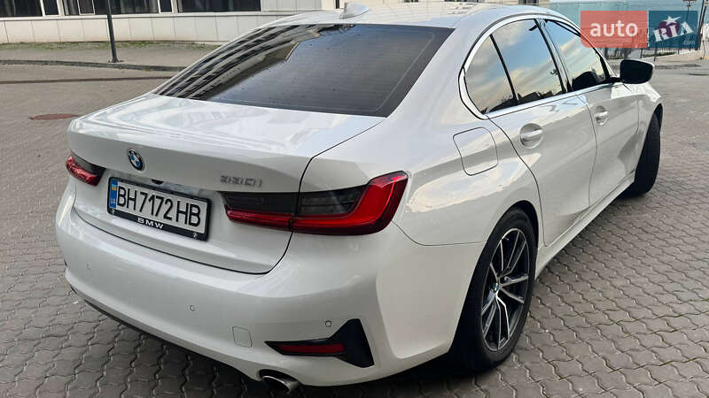 Седан BMW 3 Series 2019 в Черноморске