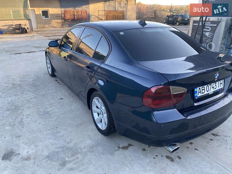 Седан BMW 3 Series 2005 в Песчанке