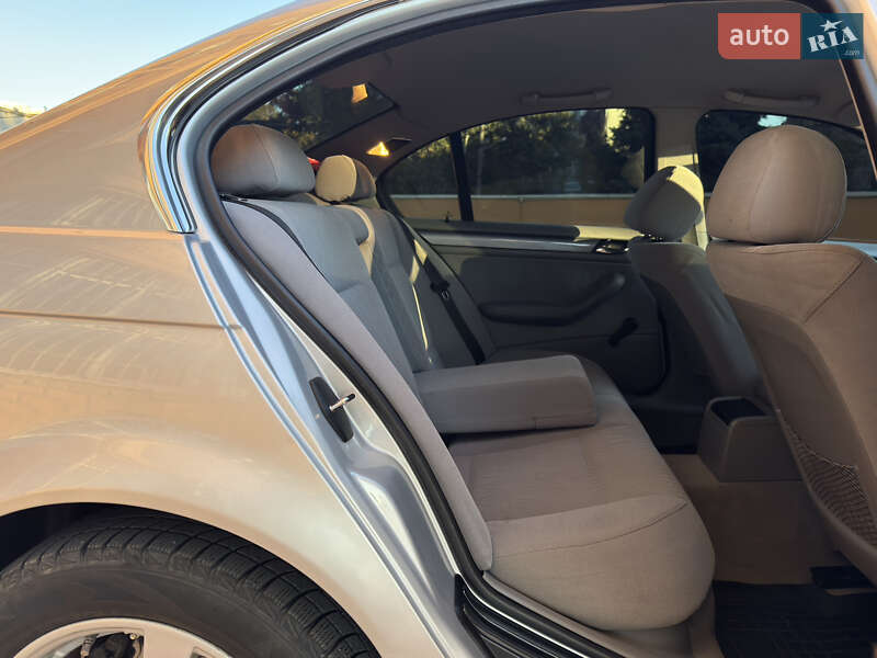 Седан BMW 3 Series 1999 в Одессе