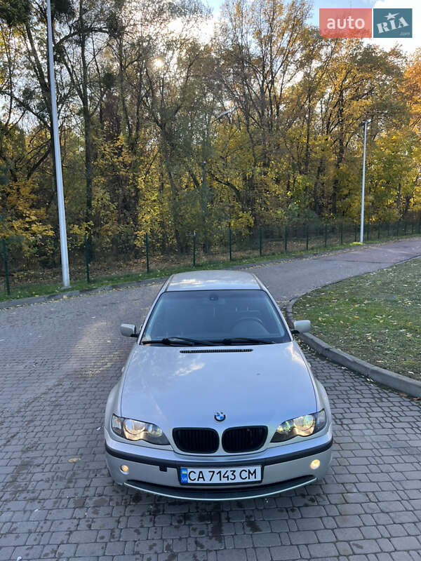 Седан BMW 3 Series 2002 в Киеве