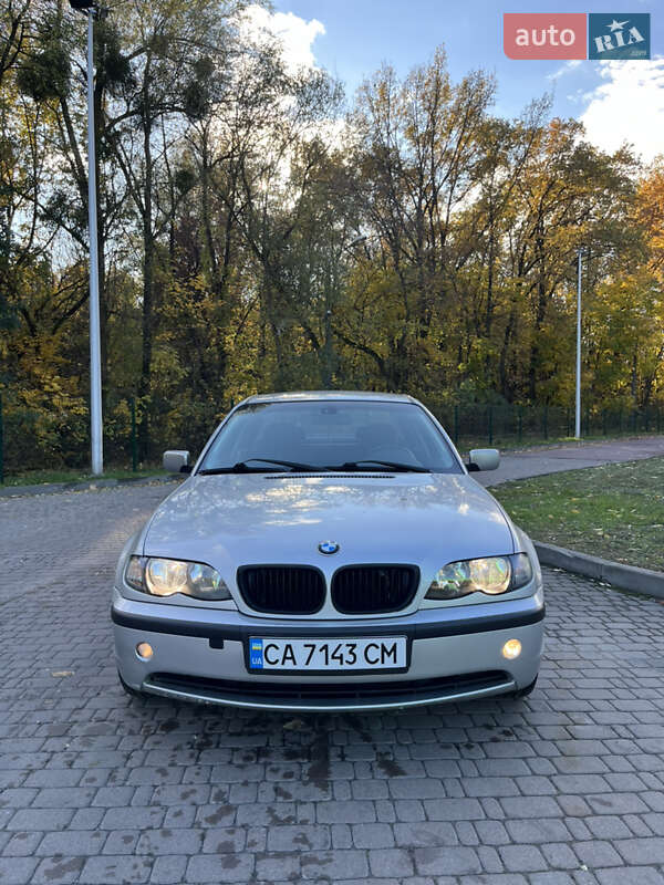 Седан BMW 3 Series 2002 в Киеве