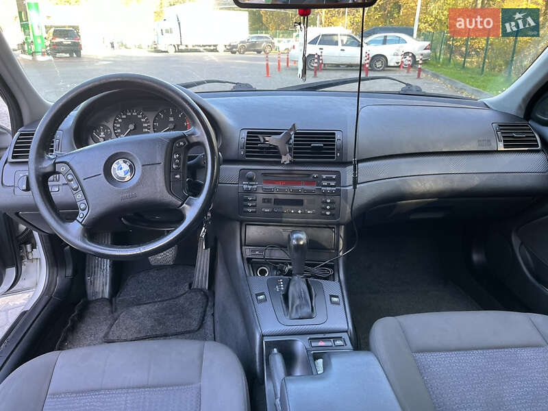 Седан BMW 3 Series 2002 в Киеве