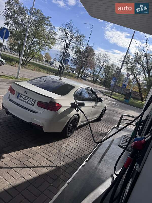 Седан BMW 3 Series 2013 в Киеве фото 18 Седан BMW 3 Series 2013 в Киеве