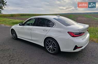 Седан BMW 3 Series 2022 в Львові