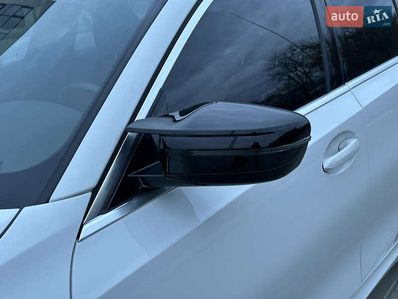 Седан BMW 3 Series 2022 в Виннице
