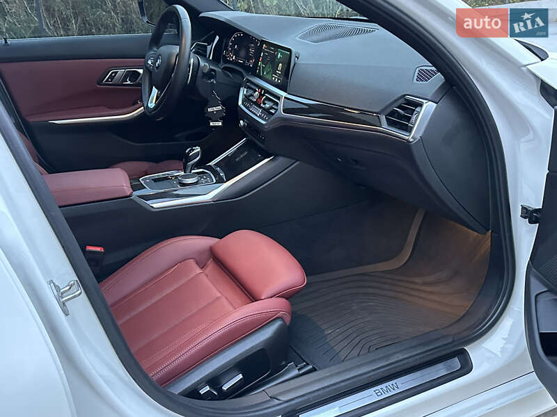 Седан BMW 3 Series 2022 в Виннице