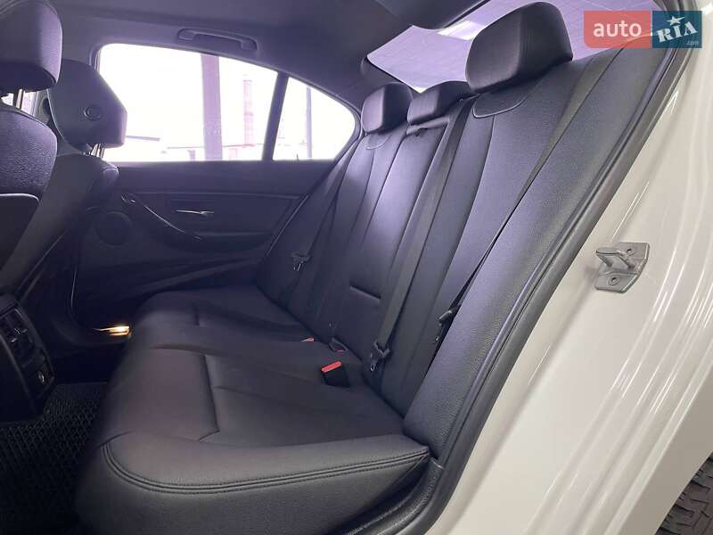 Седан BMW 3 Series 2017 в Киеве фото 28 Седан BMW 3 Series 2017 в Киеве