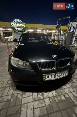 Седан BMW 3 Series 2005 в  фото 2 Седан BMW 3 Series 2005 в