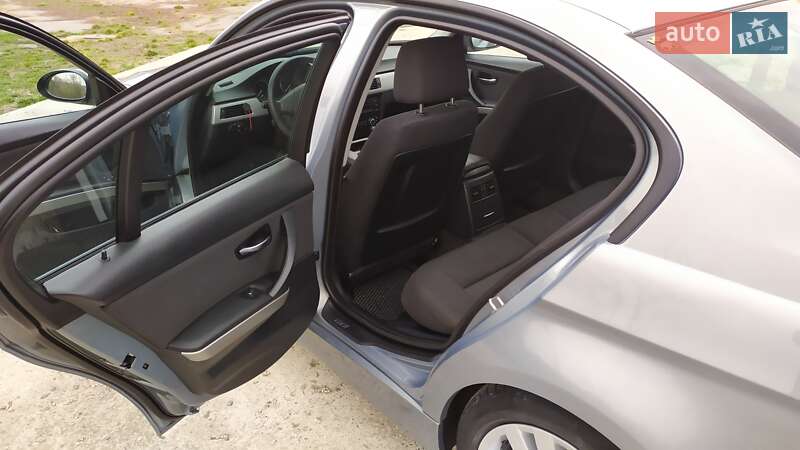 Седан BMW 3 Series 2006 в Черновцах фото 19 Седан BMW 3 Series 2006 в Черновцах