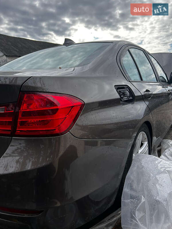 Седан BMW 3 Series 2013 в Киеве фото 6 Седан BMW 3 Series 2013 в Киеве