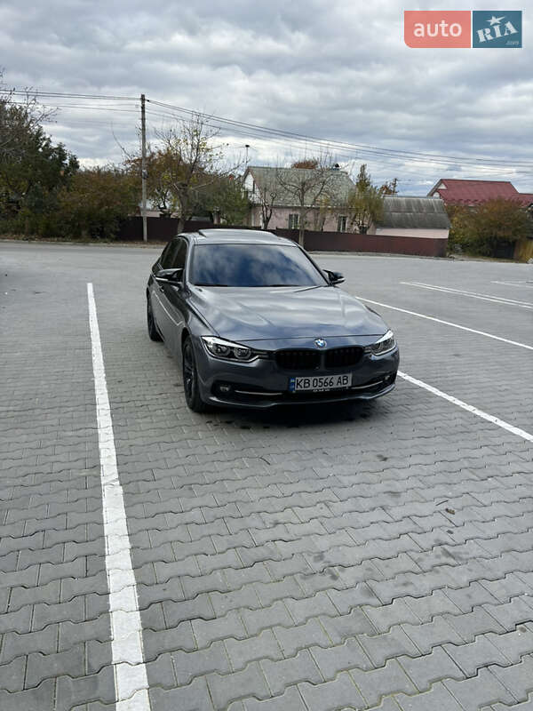 Седан BMW 3 Series 2017 в Виннице фото 2 Седан BMW 3 Series 2017 в Виннице