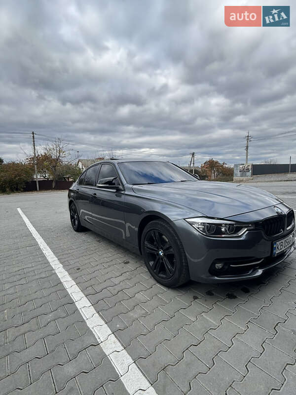 Седан BMW 3 Series 2017 в Виннице фото 20 Седан BMW 3 Series 2017 в Виннице