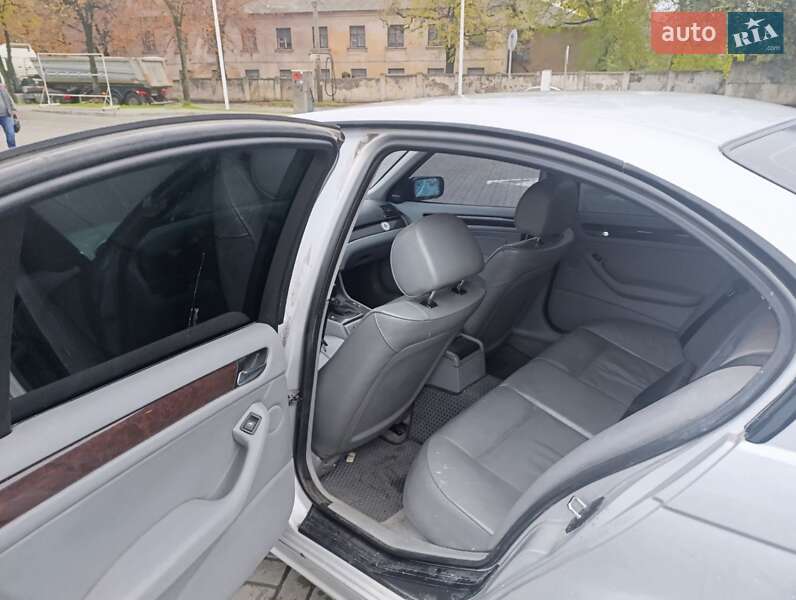 Седан BMW 3 Series 2002 в Каменском