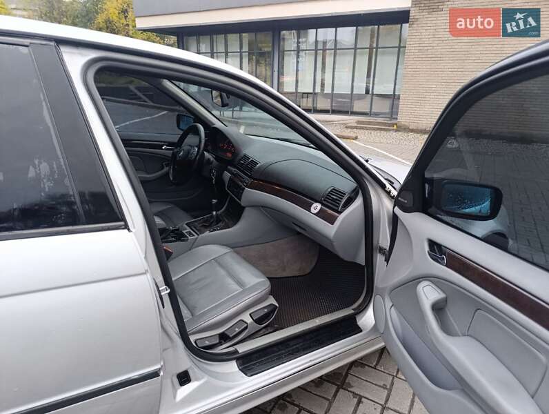 Седан BMW 3 Series 2002 в Каменском