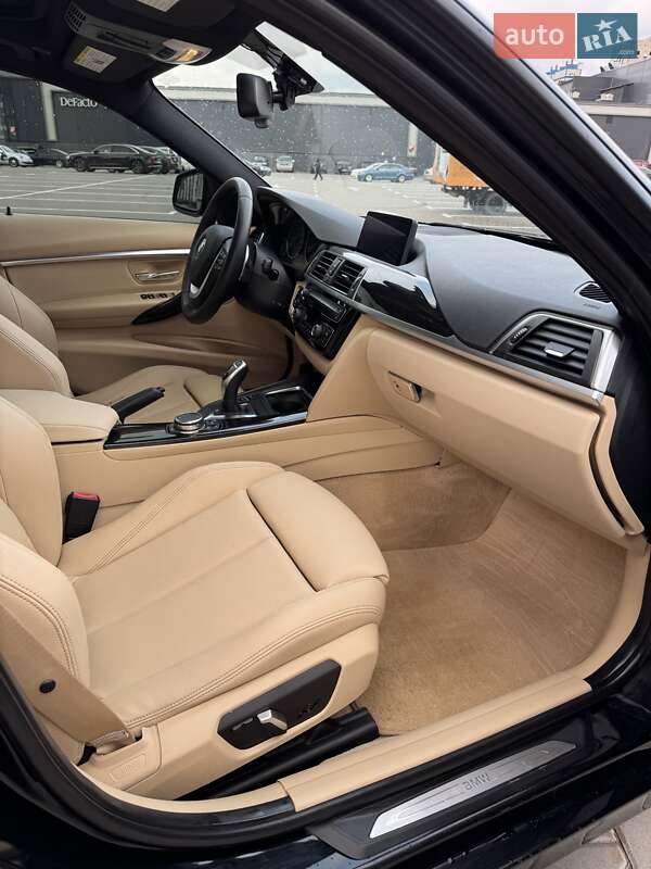 Седан BMW 3 Series 2016 в Киеве