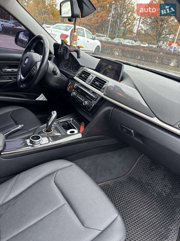 Універсал BMW 3 Series 2017 в Житомирі