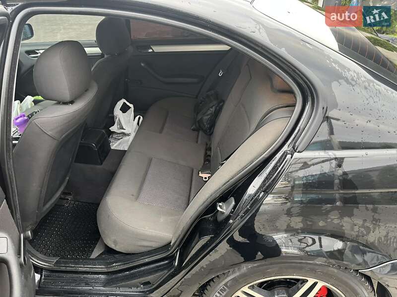 Седан BMW 3 Series 2002 в Сарнах фото 19 Седан BMW 3 Series 2002 в Сарнах