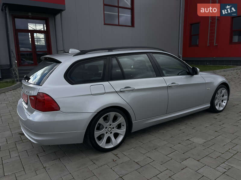Универсал BMW 3 Series 2010 в Ровно фото 49 Универсал BMW 3 Series 2010 в Ровно