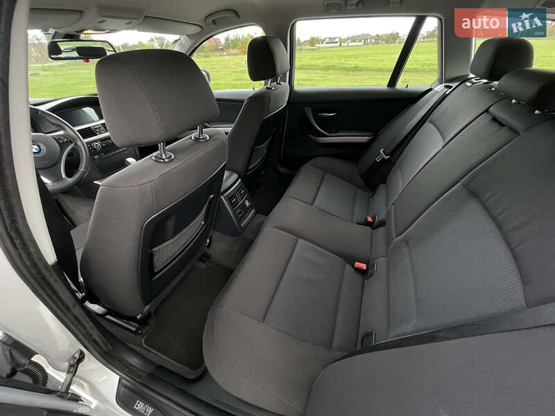 Универсал BMW 3 Series 2010 в Ровно фото 62 Универсал BMW 3 Series 2010 в Ровно