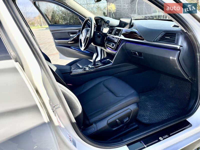 Седан BMW 3 Series 2014 в Львове