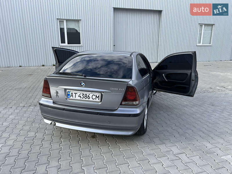 Купе BMW 3 Series 2004 в Ивано-Франковске