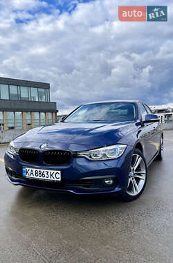 Седан BMW 3 Series 2017 в Владимире