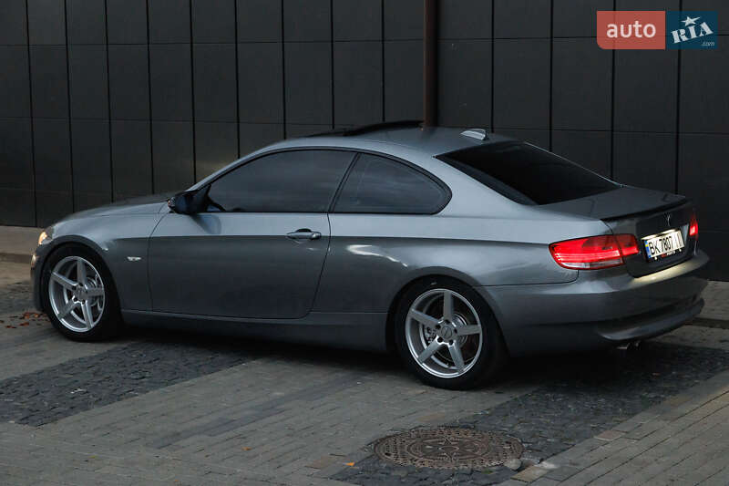 Купе BMW 3 Series 2007 в Дубно