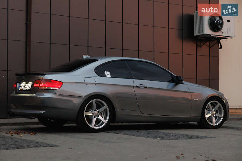 Купе BMW 3 Series 2007 в Дубно
