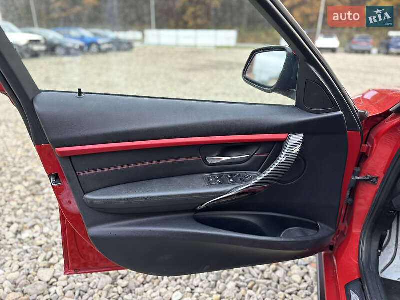 Седан BMW 3 Series 2013 в Львові