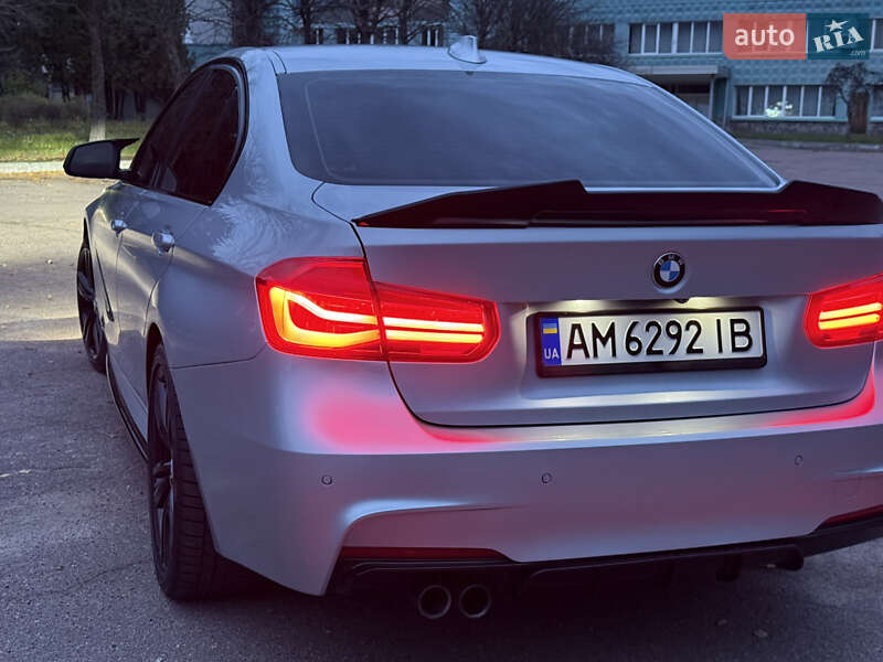 Седан BMW 3 Series 2017 в Житомире