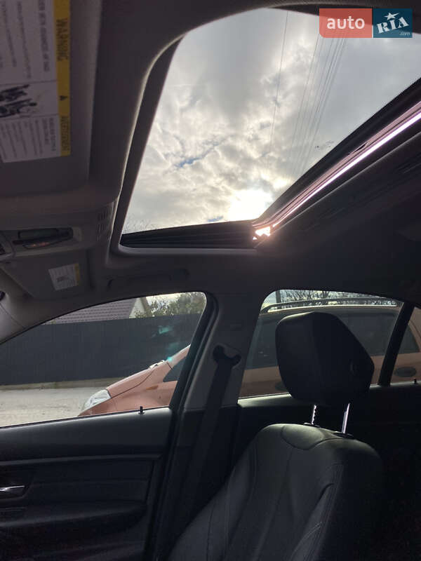 Седан BMW 3 Series 2012 в Первомайске