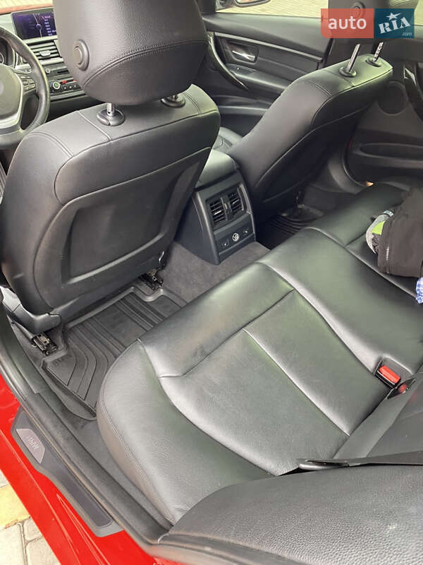 Седан BMW 3 Series 2012 в Первомайске