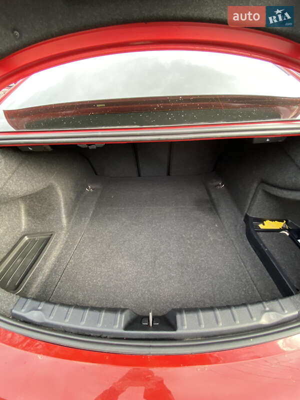 Седан BMW 3 Series 2012 в Первомайске