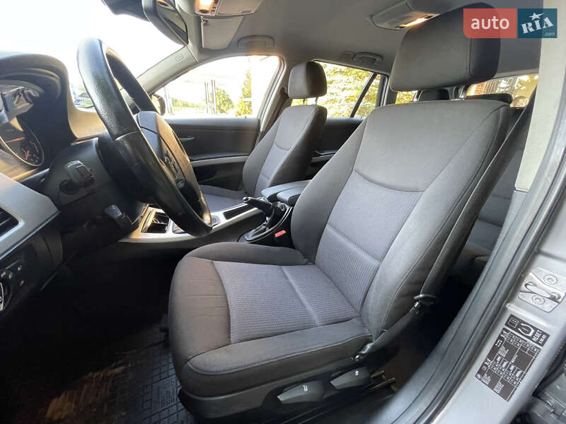 Универсал BMW 3 Series 2010 в Львове