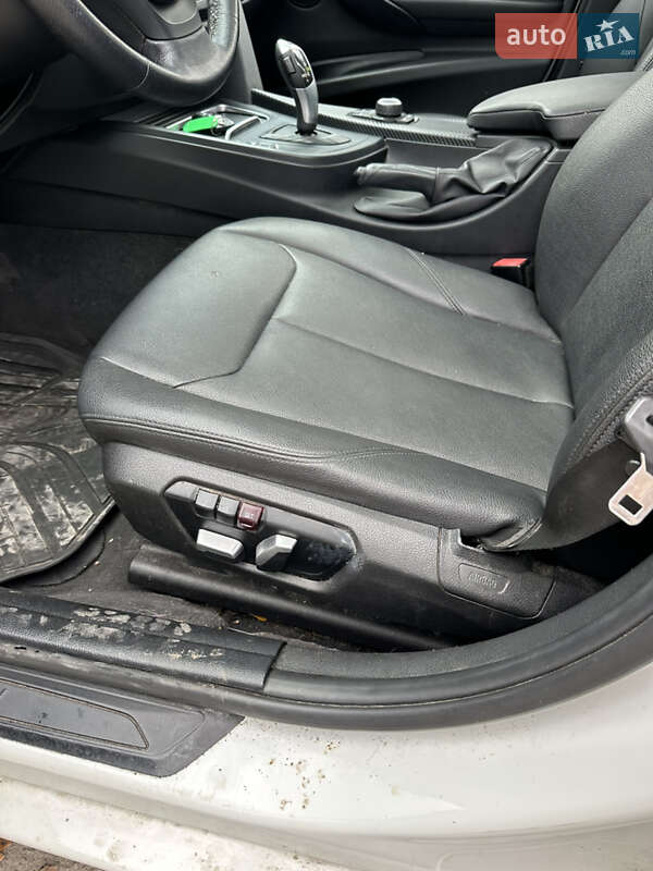 Седан BMW 3 Series 2018 в Луцке фото 14 Седан BMW 3 Series 2018 в Луцке