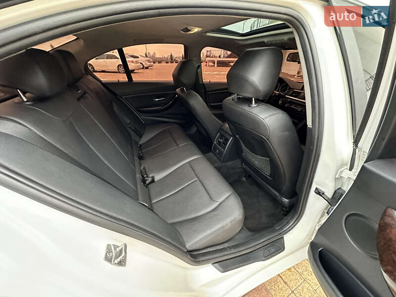 Седан BMW 3 Series 2012 в Киеве