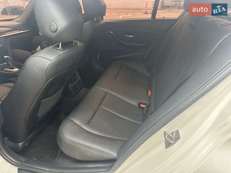 Седан BMW 3 Series 2012 в Киеве