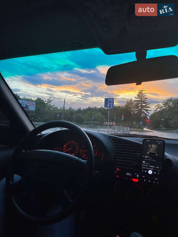 Седан BMW 3 Series 1992 в Черкассах