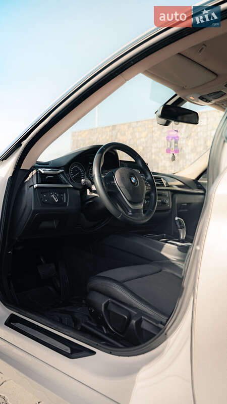 Седан BMW 3 Series 2013 в Львове фото 12 Седан BMW 3 Series 2013 в Львове