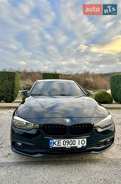 Седан BMW 3 Series 2016 в Днепре