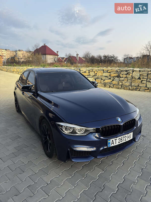 Седан BMW 3 Series 2015 в Калуше