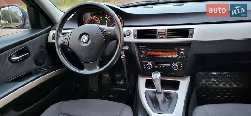 Универсал BMW 3 Series 2009 в Мукачево