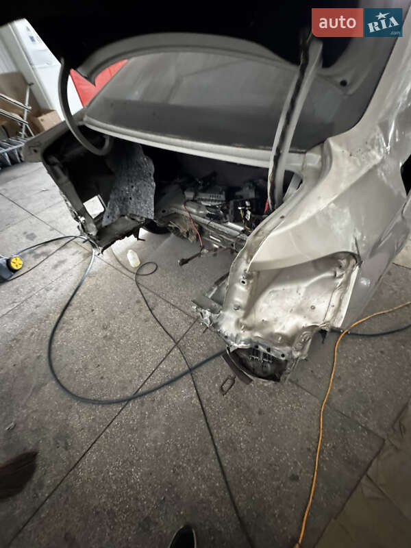 Седан BMW 3 Series 2012 в Кривому Розі