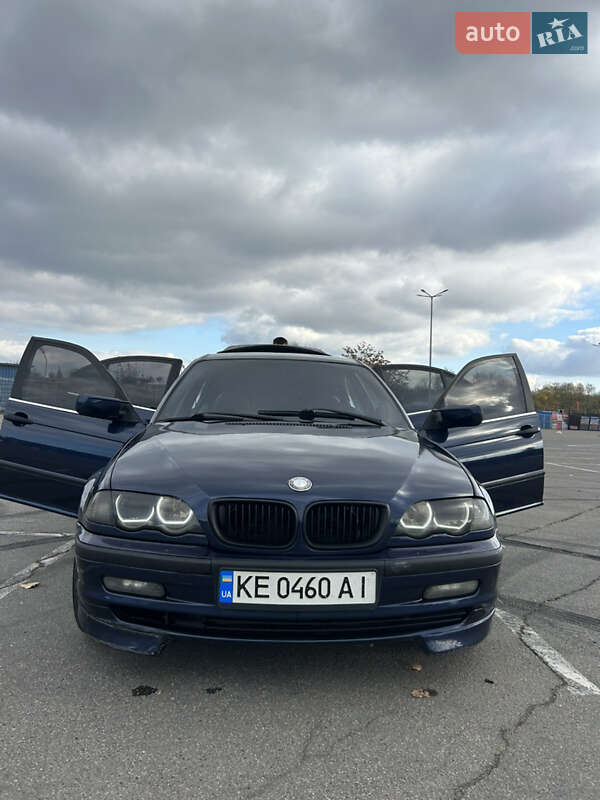 Седан BMW 3 Series 2001 в Днепре