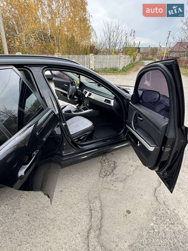 Универсал BMW 3 Series 2011 в Кременце фото 18 Универсал BMW 3 Series 2011 в Кременце