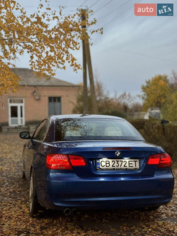 Кабриолет BMW 3 Series 2013 в Киеве
