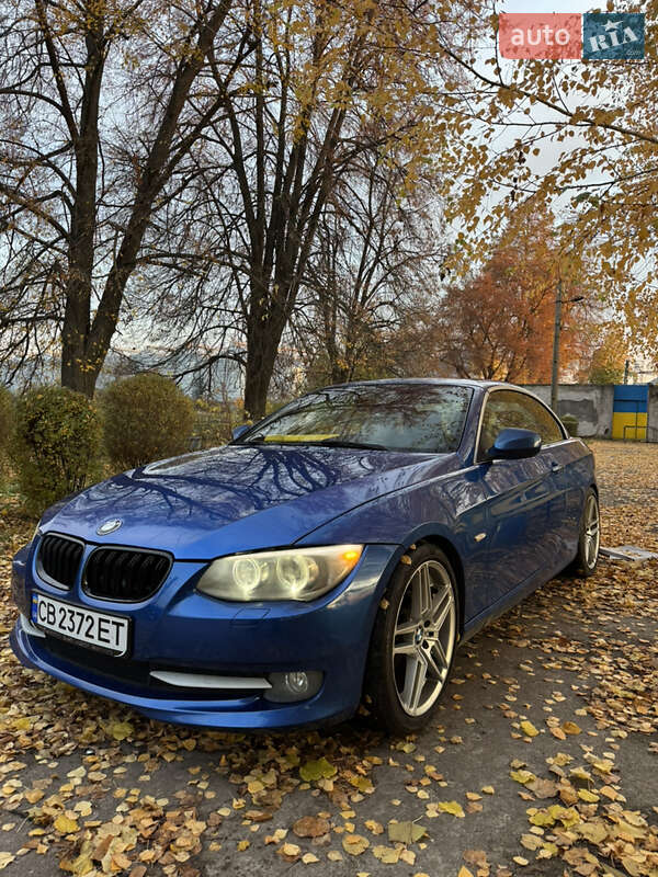 Кабриолет BMW 3 Series 2013 в Киеве