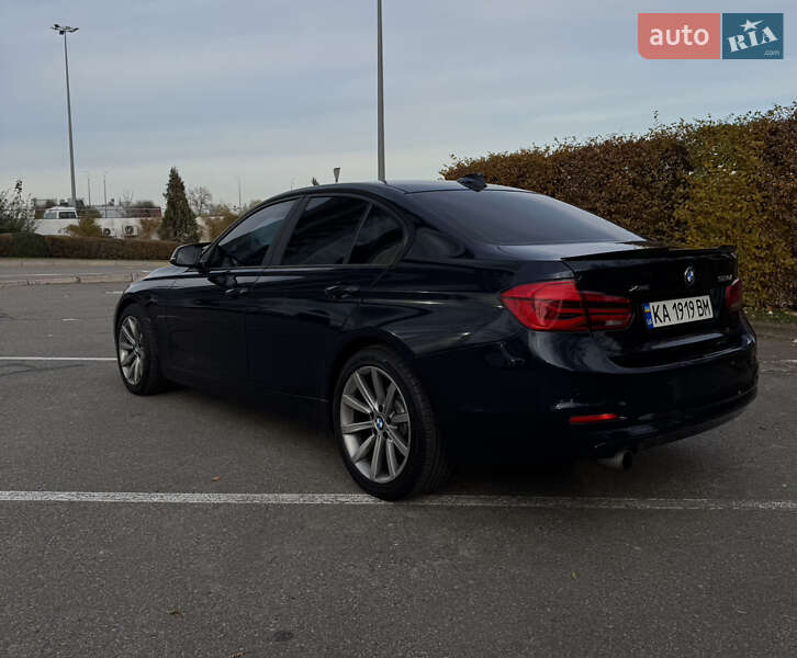 Седан BMW 3 Series 2016 в Києві