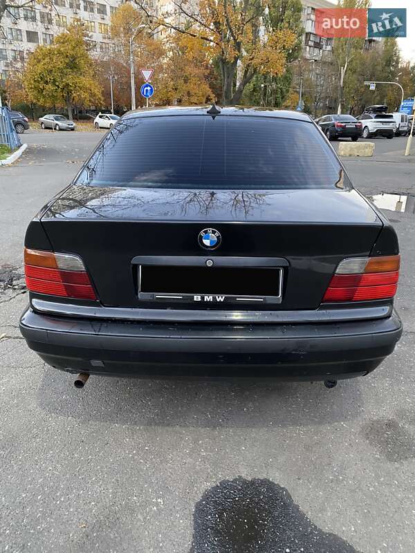 Седан BMW 3 Series 1992 в Одессе фото 8 Седан BMW 3 Series 1992 в Одессе